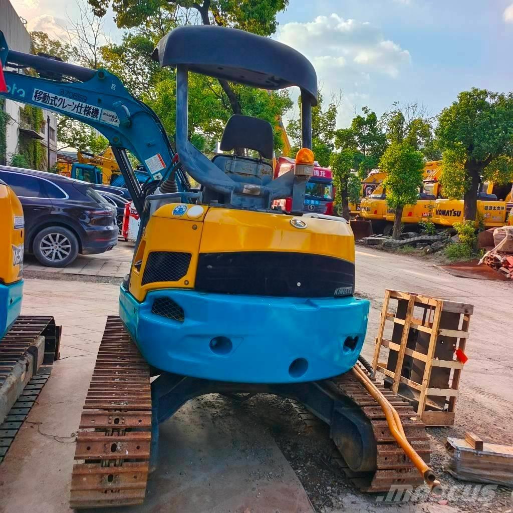 Kubota U30 Mini kotrók < 7t