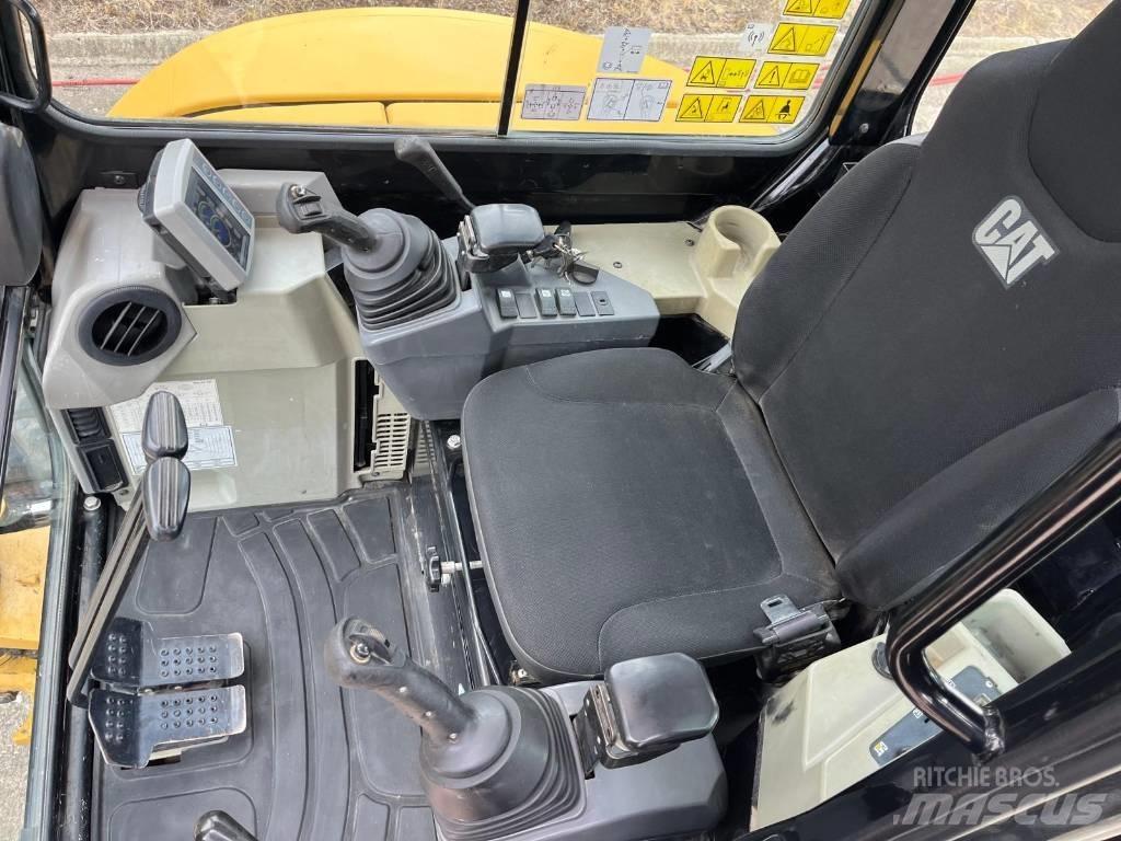 CAT 303.5 E CR Mini kotrók < 7t