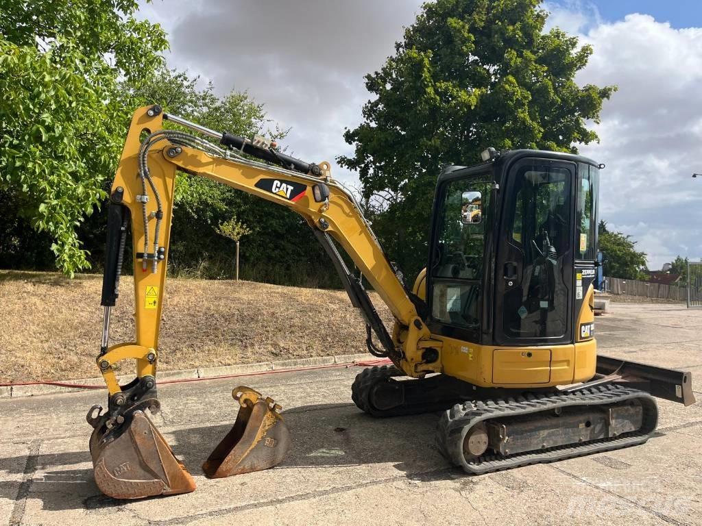 CAT 303.5 E CR Mini kotrók < 7t