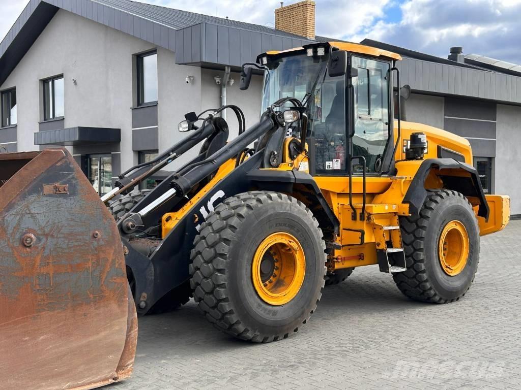 JCB 457 HT Gumikerekes homlokrakodók