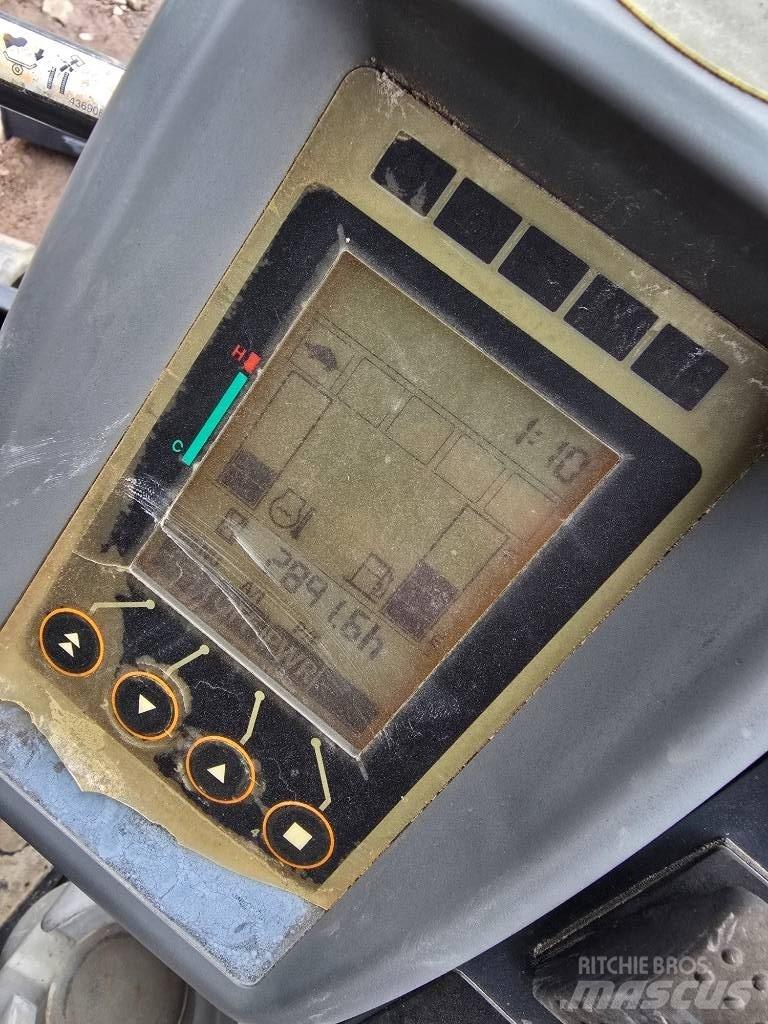 DEERE 50G Mini kotrók < 7t