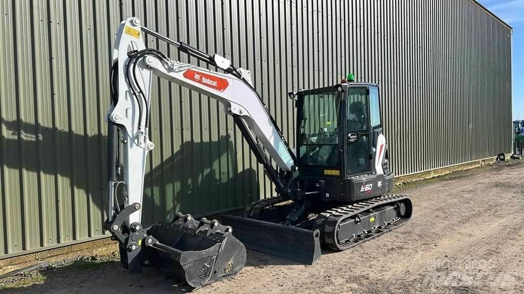 Bobcat E60 Mini kotrók < 7t