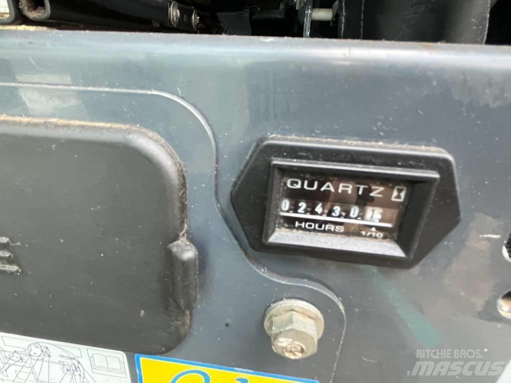Kobelco SK30SR-6 Mini kotrók < 7t