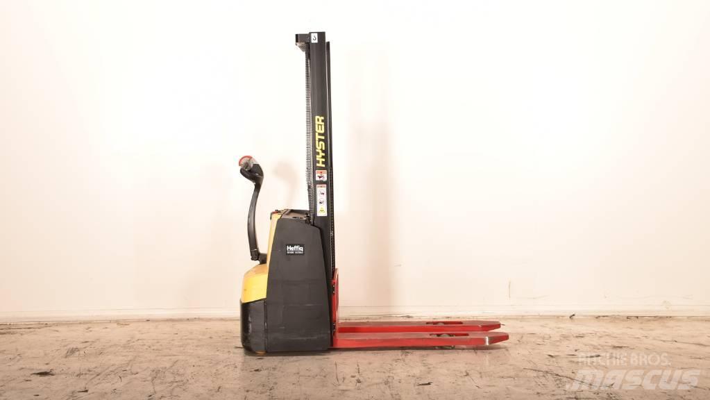 Hyster S 1.0E Gyalogkíséretű targonca