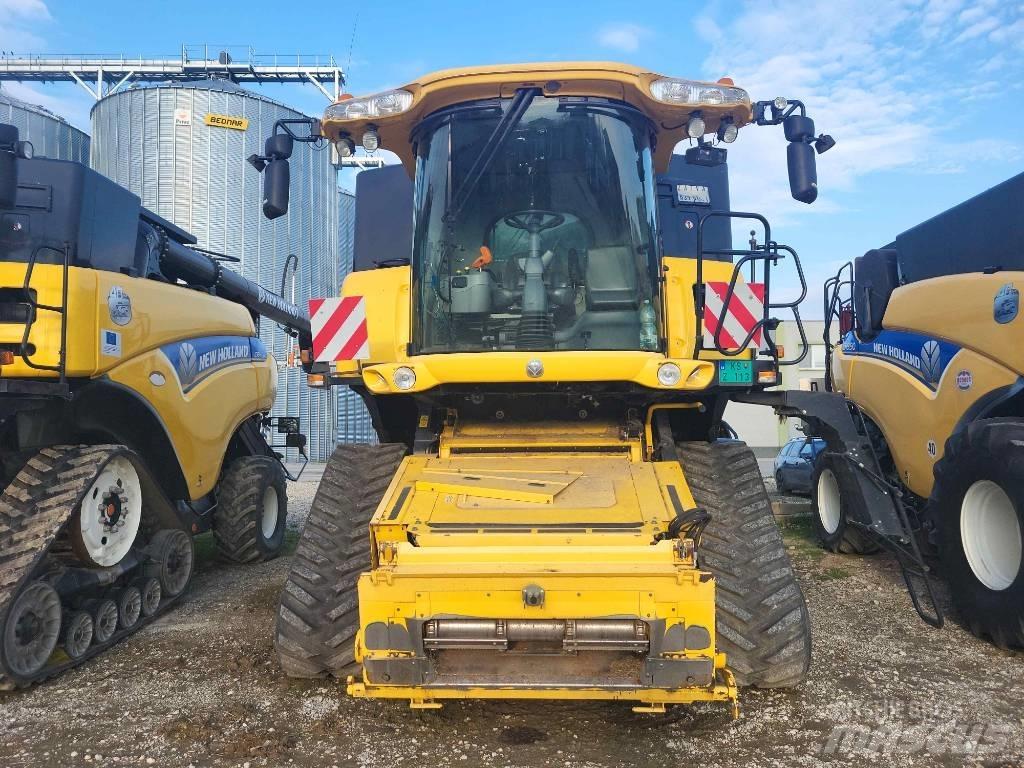 New Holland CR 9090 Kombájnok