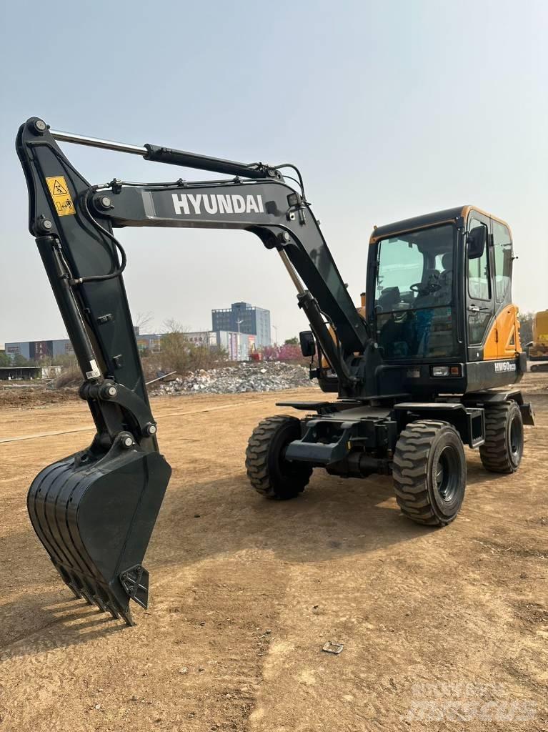 Hyundai HW 60 Eco Gumikerekes kotrók