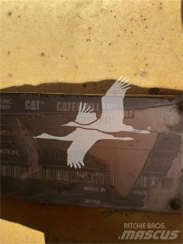 CAT 312C Lánctalpas kotrók