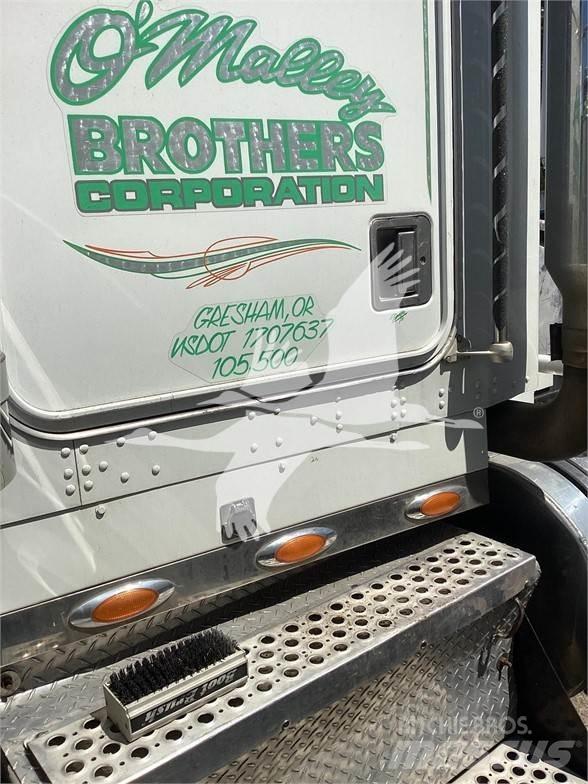 Kenworth W900 Fülkés alváz