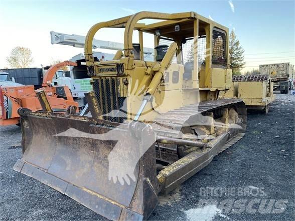 Komatsu D65E-6 lánctalpas dózerek