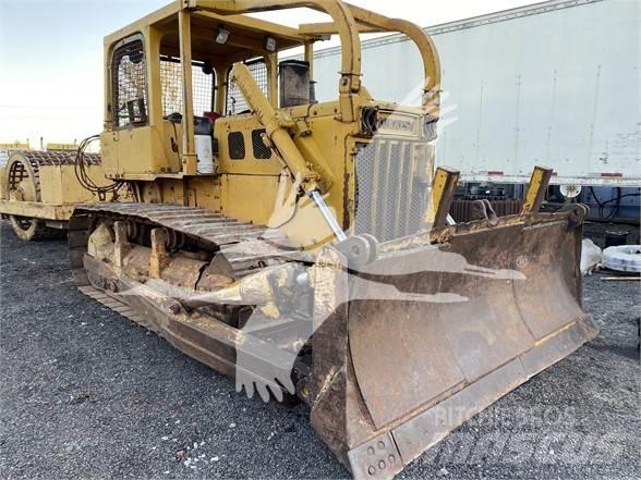 Komatsu D65E-6 lánctalpas dózerek