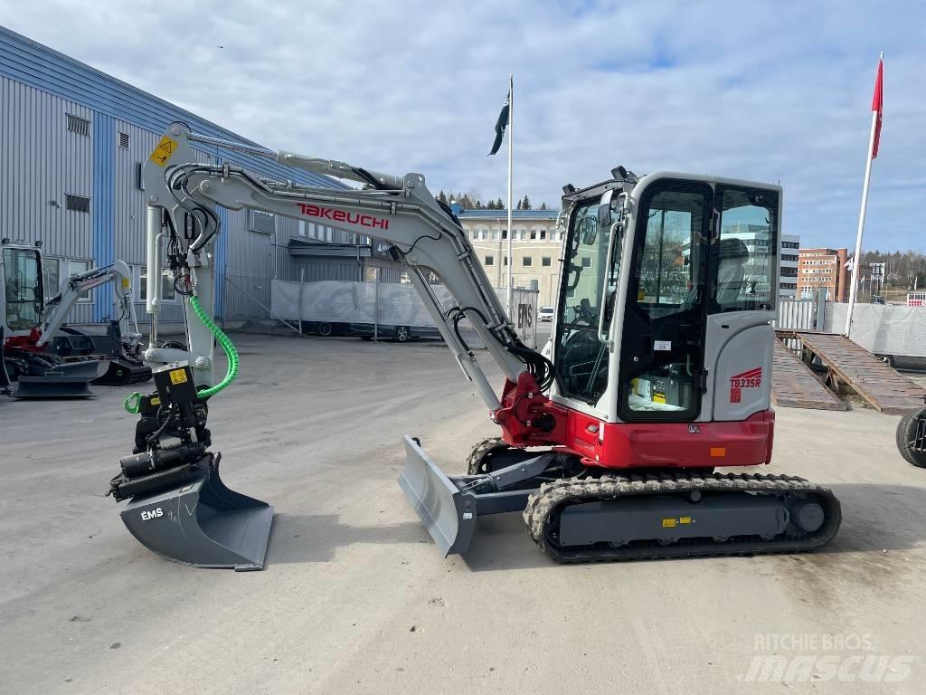 Takeuchi TB 335 R Mini kotrók < 7t