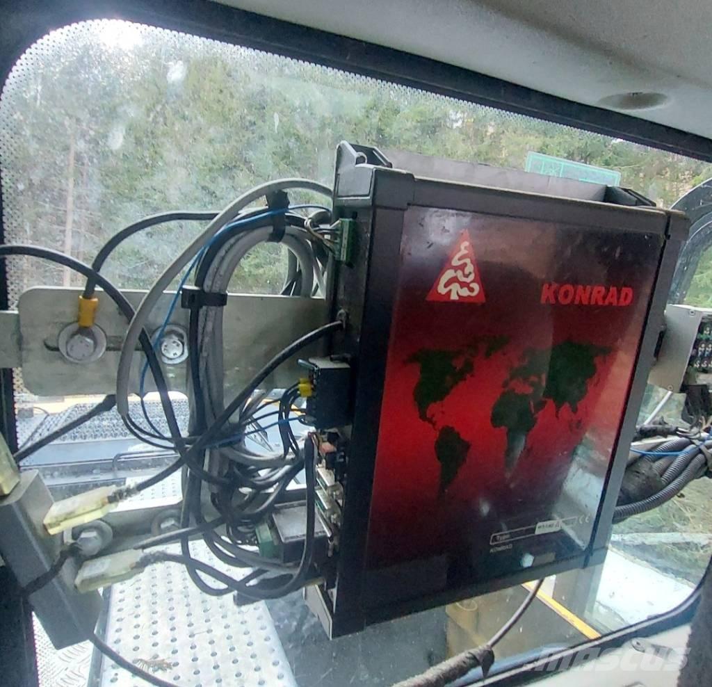 CAT M 322 D Erdészeti Kotrók