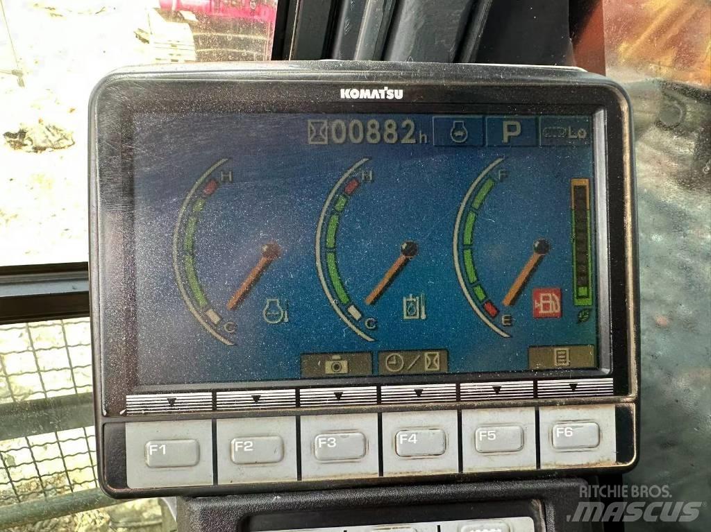 Komatsu PC 240-8 Lánctalpas kotrók