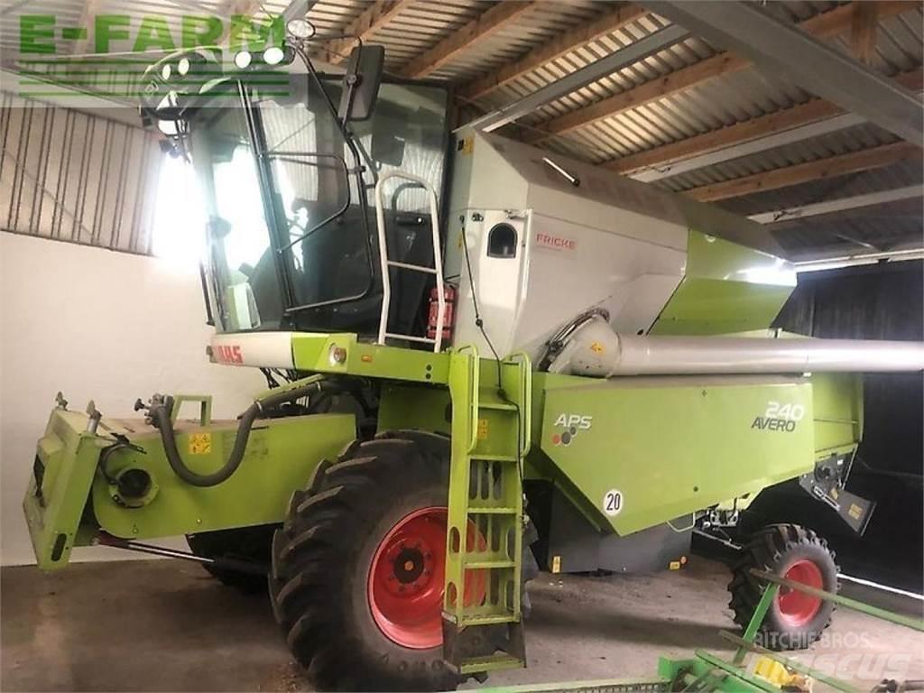CLAAS avero 240 Kombájnok