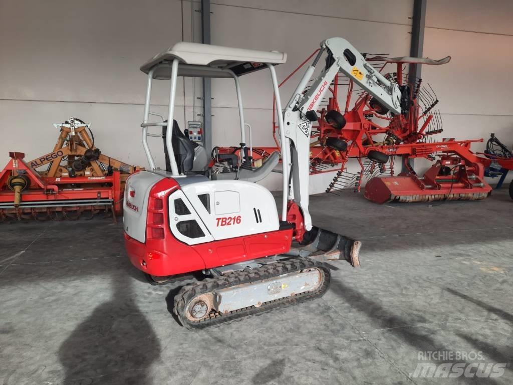 Takeuchi TB216 Mini kotrók < 7t
