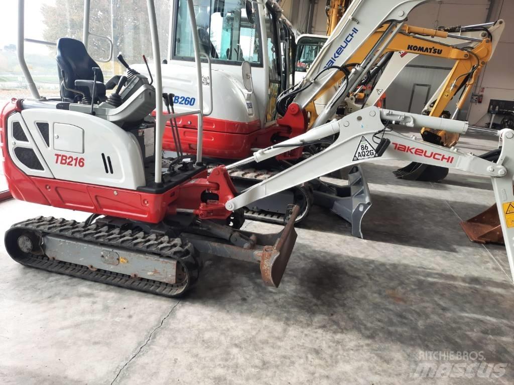Takeuchi TB216 Mini kotrók < 7t