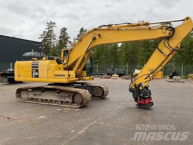 Komatsu PC210 Lánctalpas kotrók