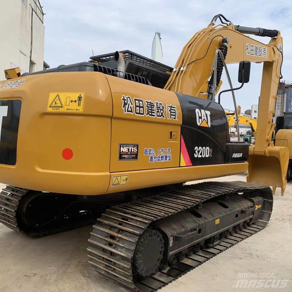 CAT 320 Lánctalpas kotrók