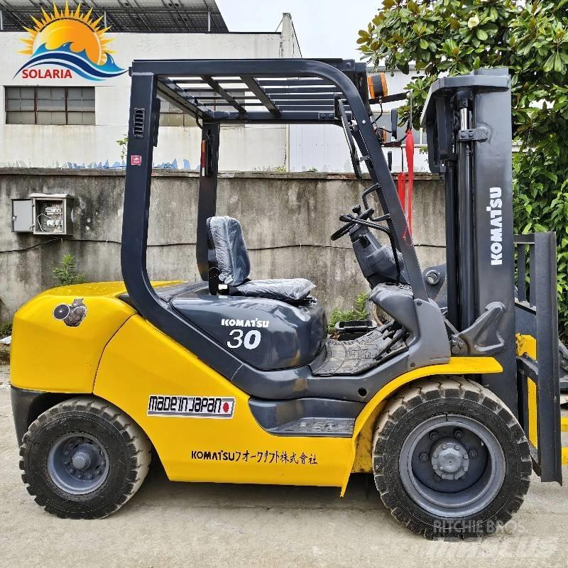 Komatsu FD30 Dízel targoncák
