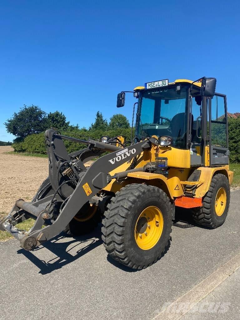 Volvo L30GS Gumikerekes homlokrakodók