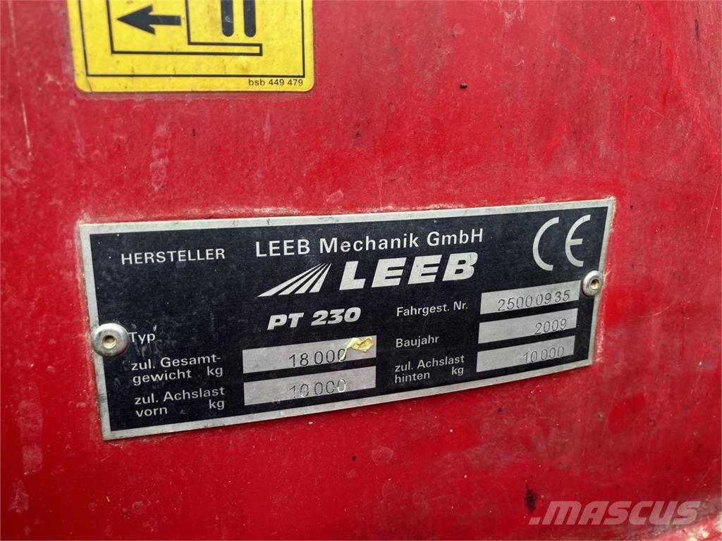 Horsch PT 230 Vontatott trágyaszórók