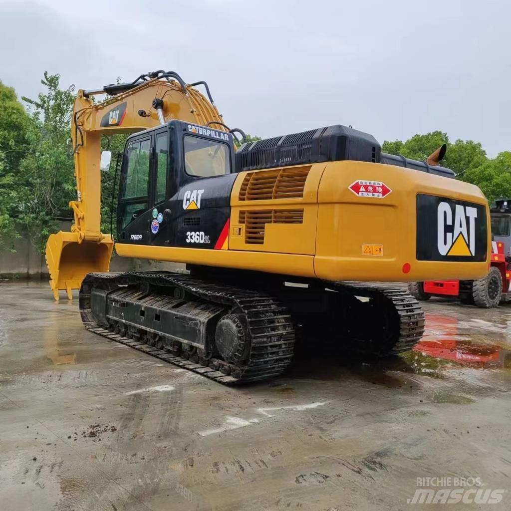 CAT 336D2 Lánctalpas kotrók