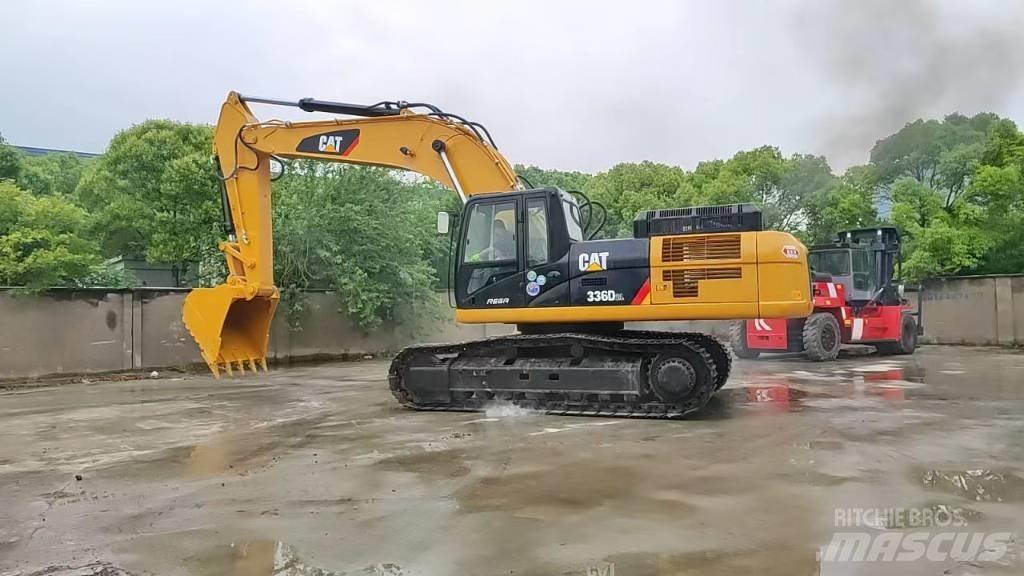 CAT 336D2 Lánctalpas kotrók