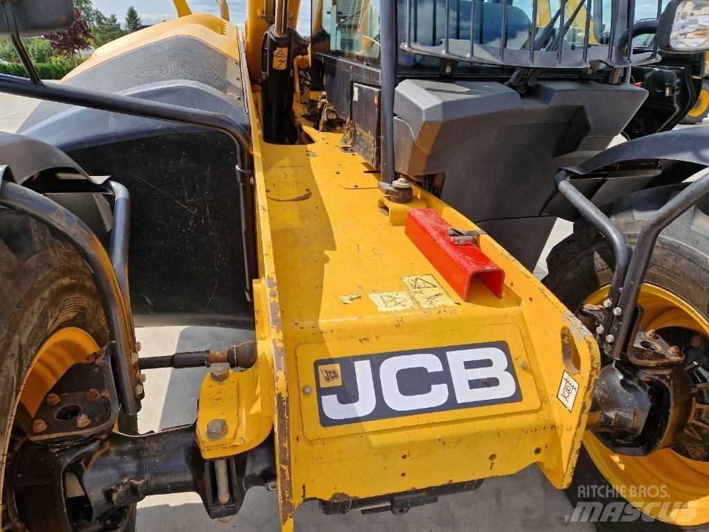 JCB 531-70, 732   P339 Teleszkópos rakodók