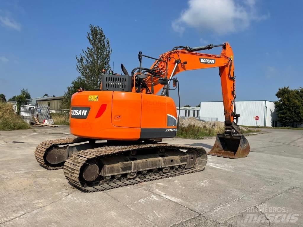 Doosan DX 235 LCR-5 Lánctalpas kotrók