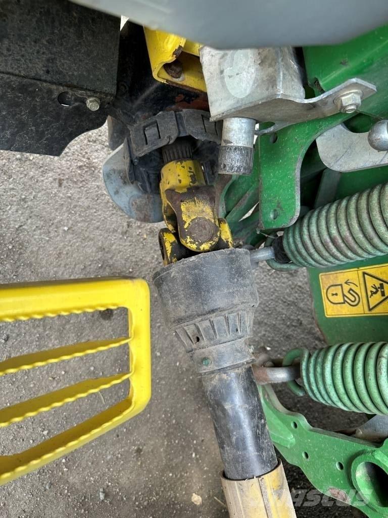 John Deere 8600 Önjáró szecskázók