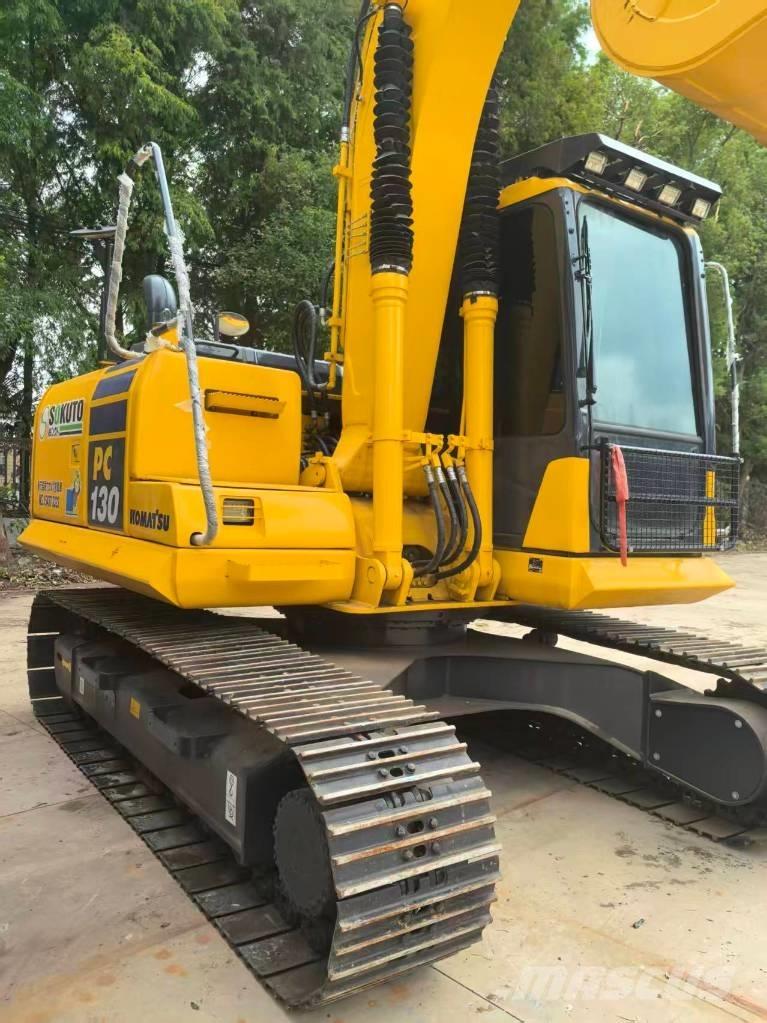 Komatsu PC130 Mini kotrók < 7t
