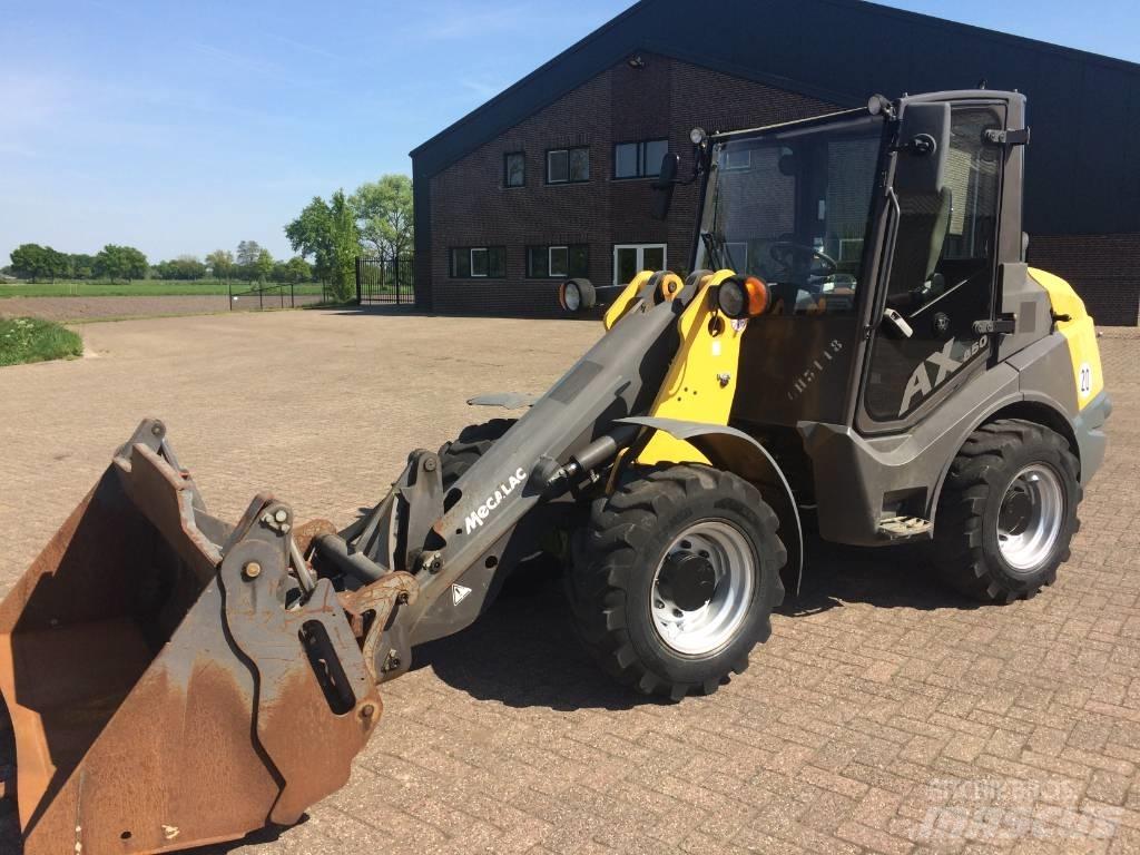 Mecalac AX 850 Gumikerekes homlokrakodók