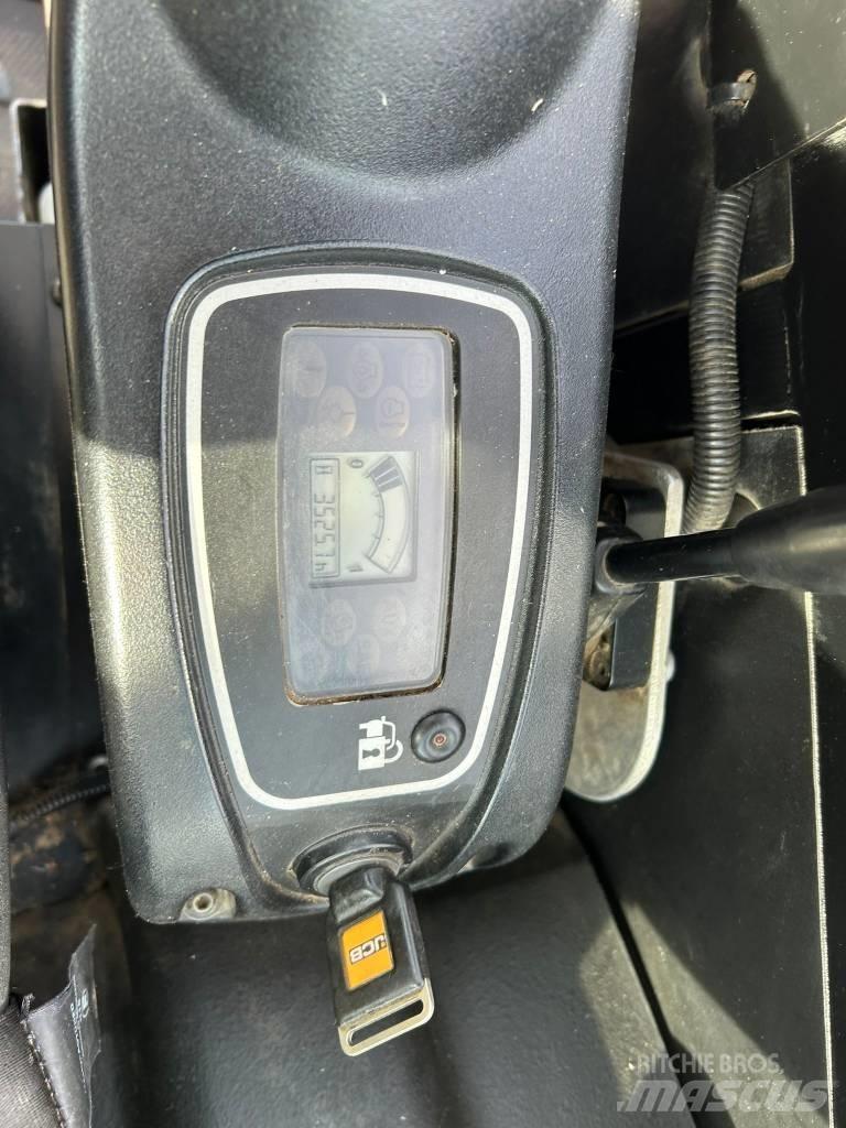 JCB 8026 CTS Mini kotrók < 7t