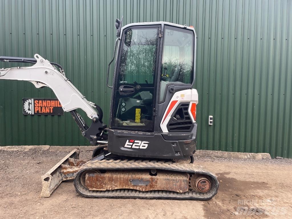 Bobcat E 26 Mini kotrók < 7t