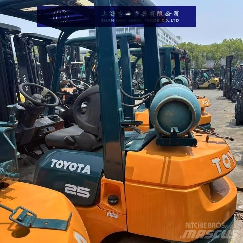 Toyota 25 Dízel targoncák
