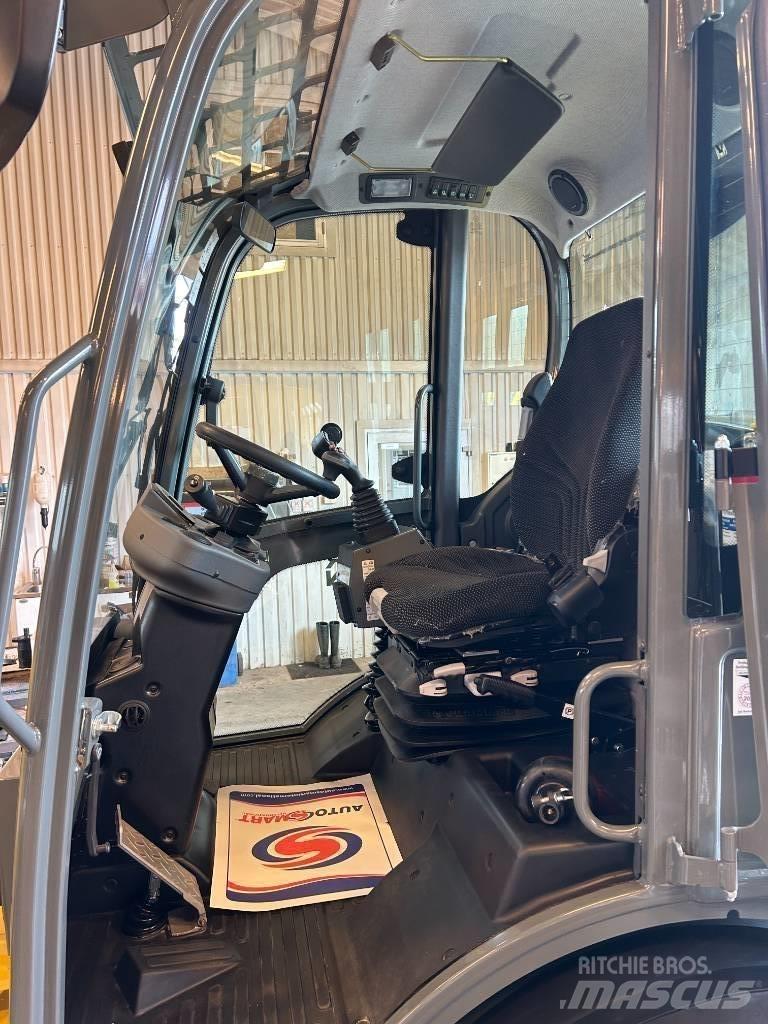 Wacker Neuson WL52 Gumikerekes homlokrakodók