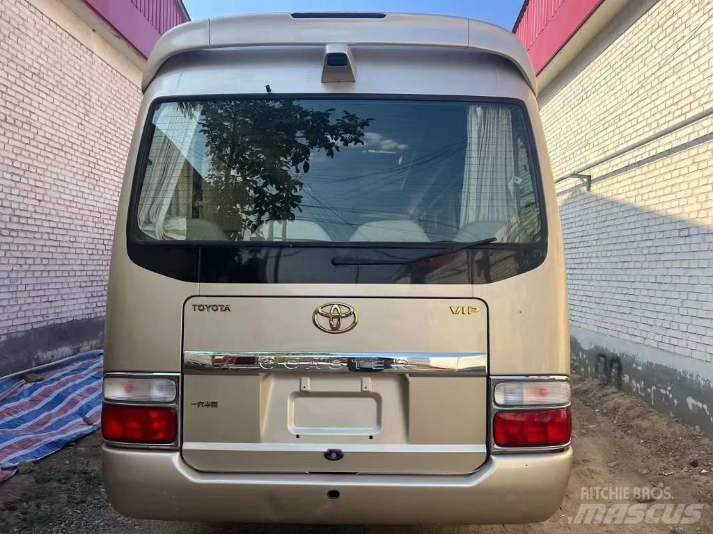Toyota Coaster Bus Mini buszok