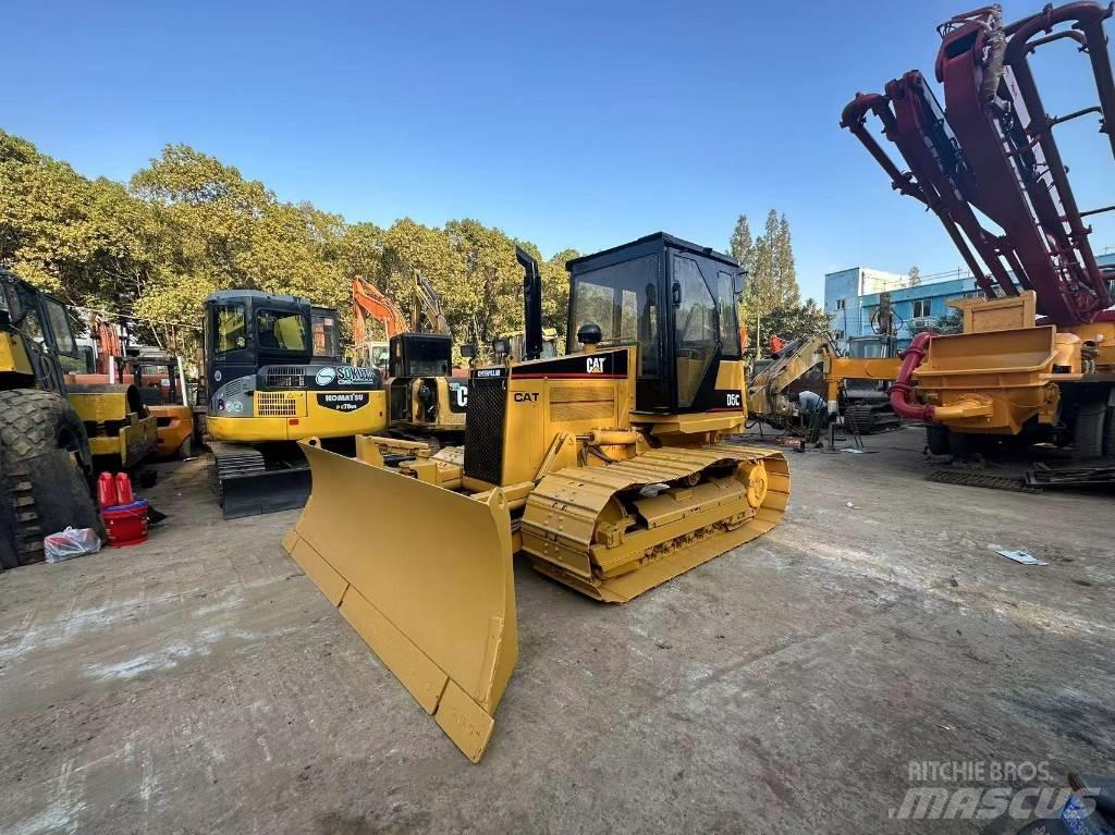 CAT D 5 C lánctalpas dózerek