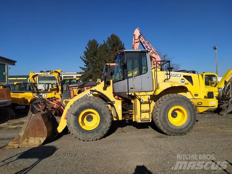 New Holland W 190 Gumikerekes homlokrakodók
