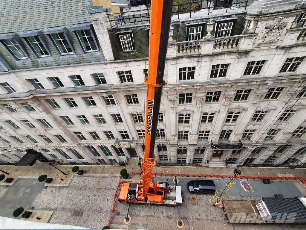 Liebherr LTM1070-4.2 Terepdaruk