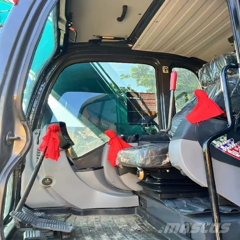 Kobelco SK 140 Lánctalpas kotrók