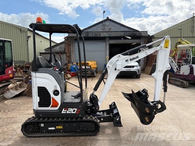 Bobcat E 20 Z Mini kotrók < 7t