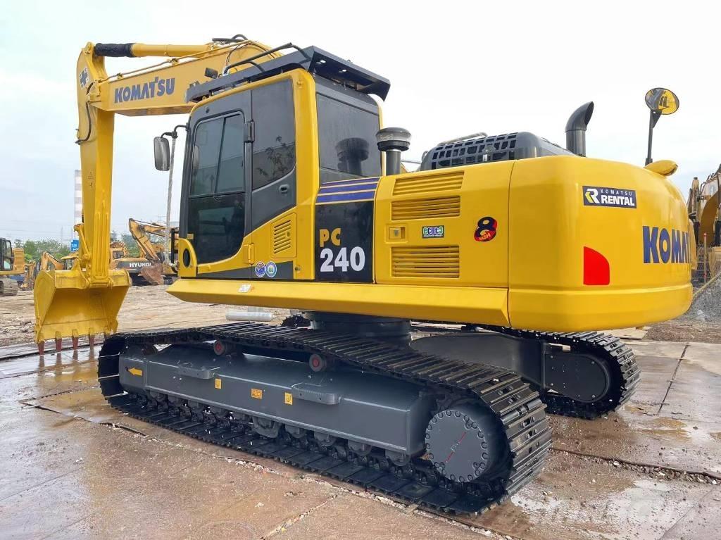 Komatsu PC 240 LC-8 Lánctalpas kotrók