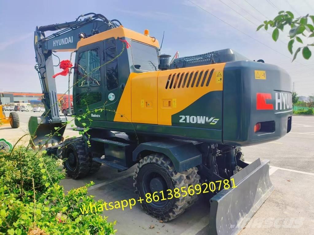 Hyundai W210-9 Gumikerekes kotrók