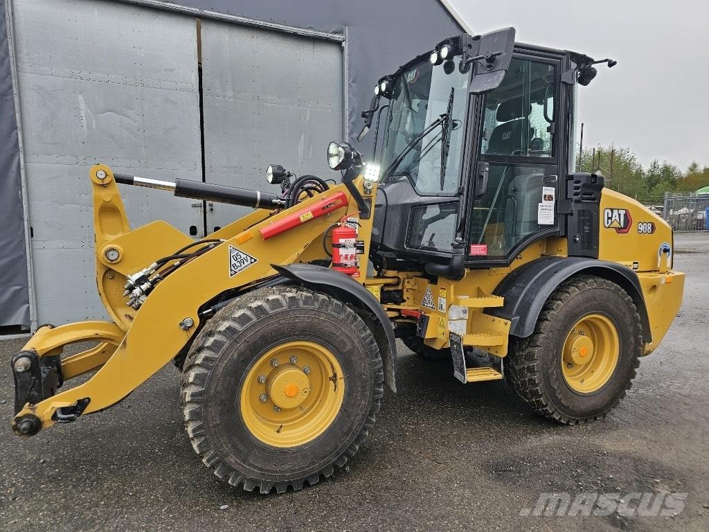 CAT 908 HF Gumikerekes homlokrakodók