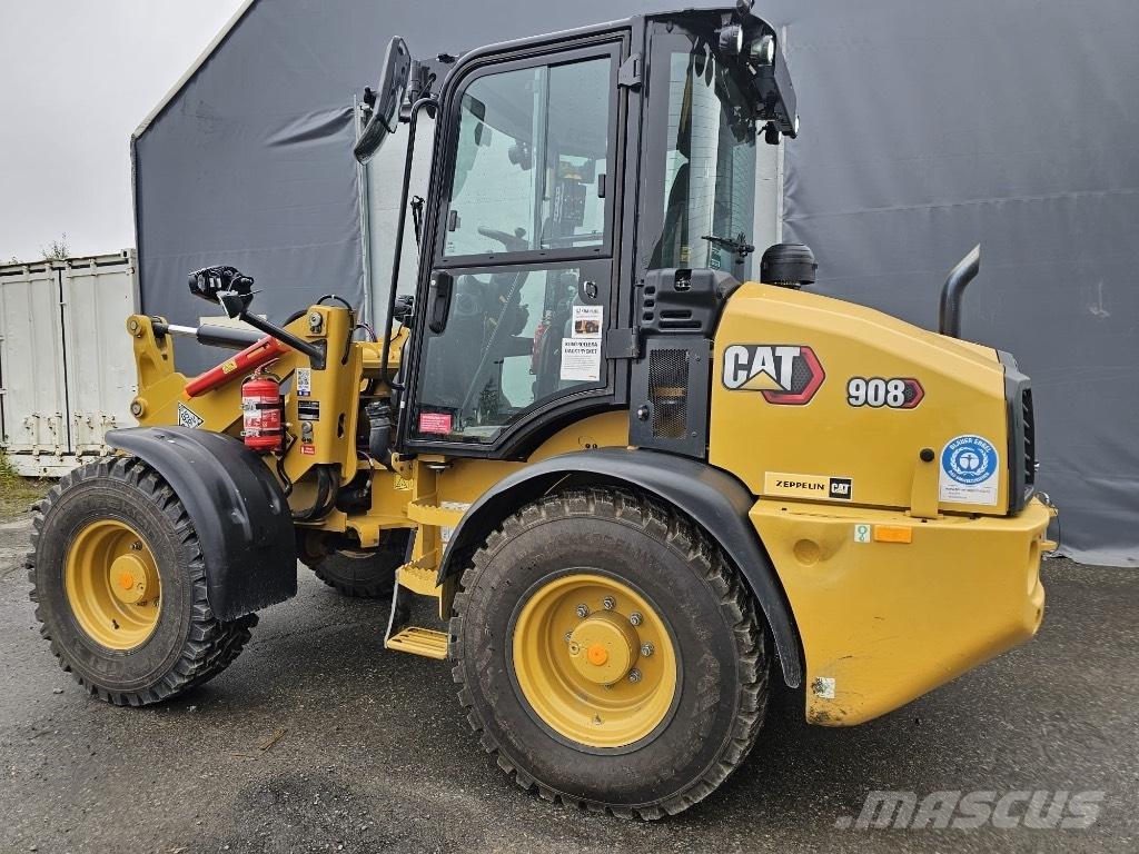 CAT 908 HF Gumikerekes homlokrakodók