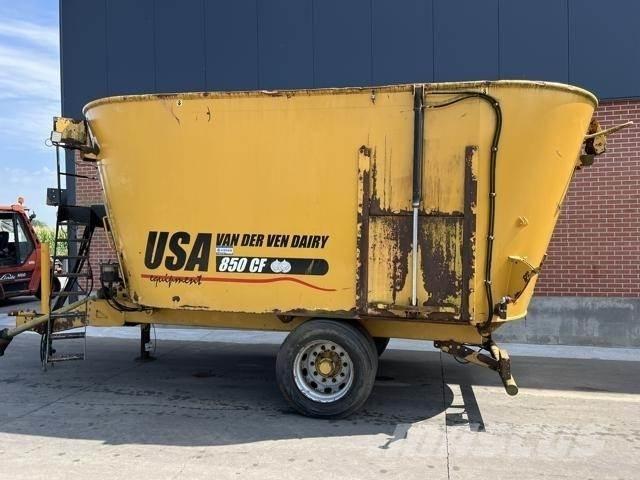 USA 850CF Takarmánykeverők