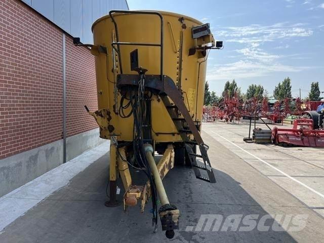  USA 850CF Takarmánykeverők