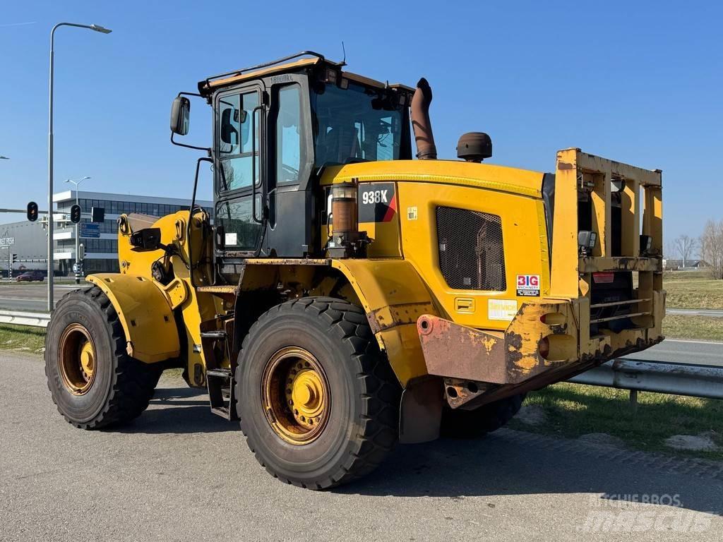 CAT 938K Gumikerekes homlokrakodók