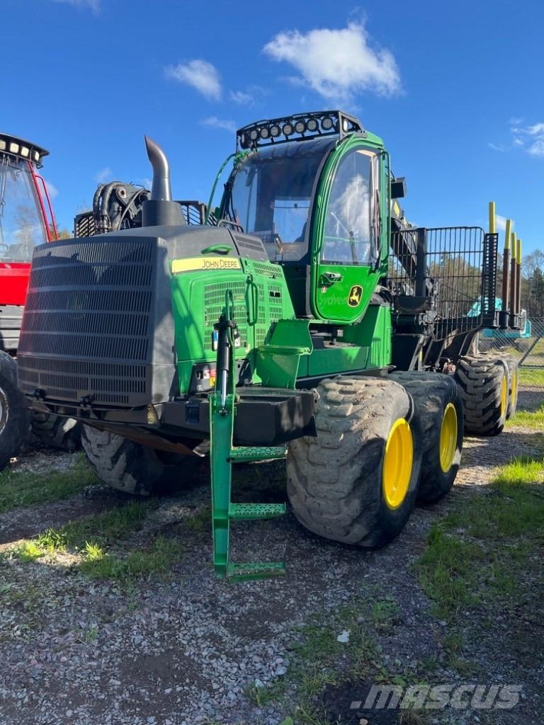 John Deere 1210 G Kihordók